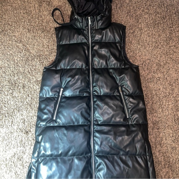 Vigoss Sz L Hooded Black Vegan Faux Leather Quilted Puffer Vest Pockets Womens - Picture 4 of 14